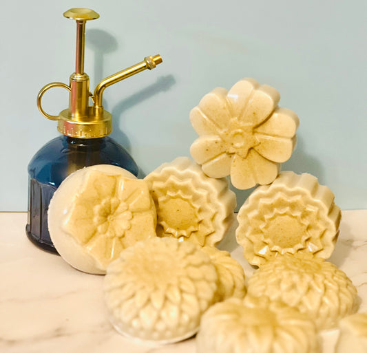 Cotton clean organic shea butter soap with Cambrian blue clay