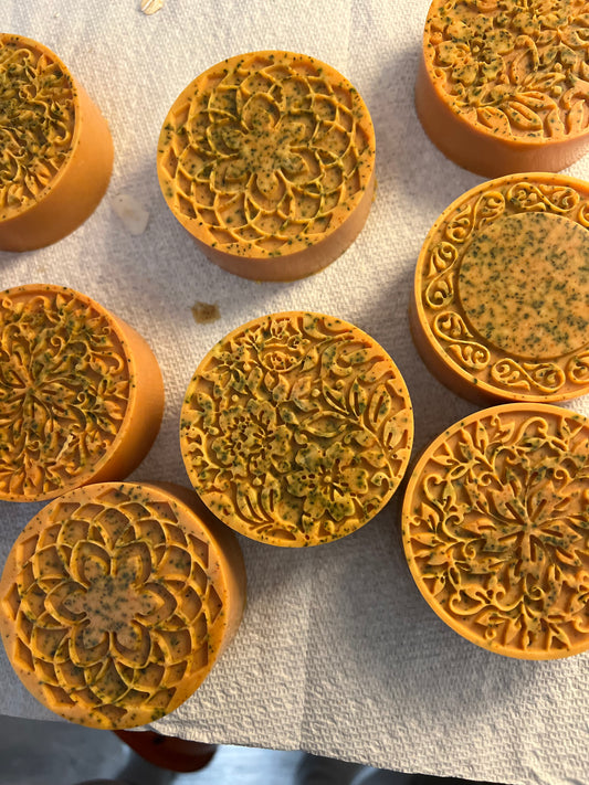 Organic Shea butter, Matcha, tea, turmeric